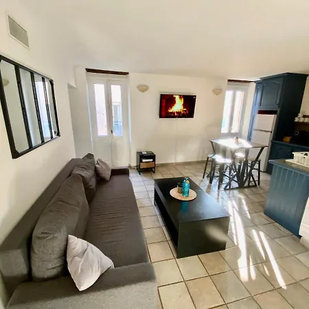 T2 Rue Pietonne Climatise Apartment *
