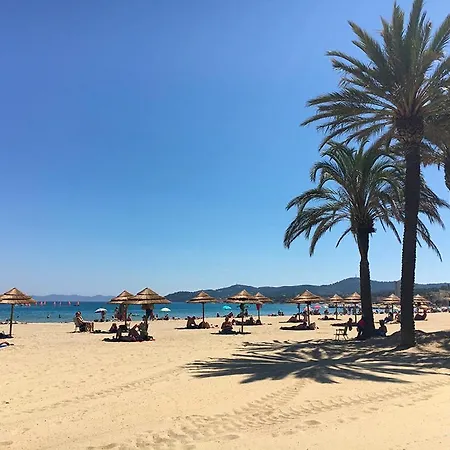 T2 Rue Piétonne Climatisé Appartement Le Lavandou
